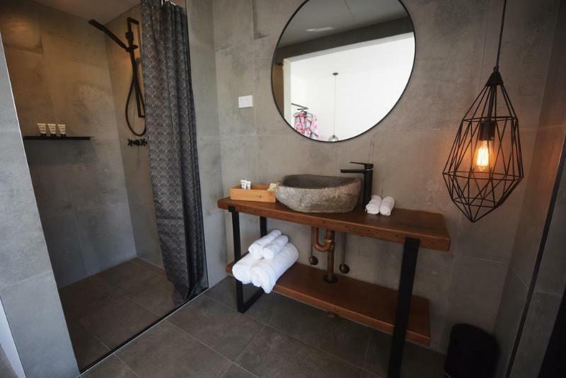The Pink Hotel Coolangatta Gold Coast Bagian luar foto